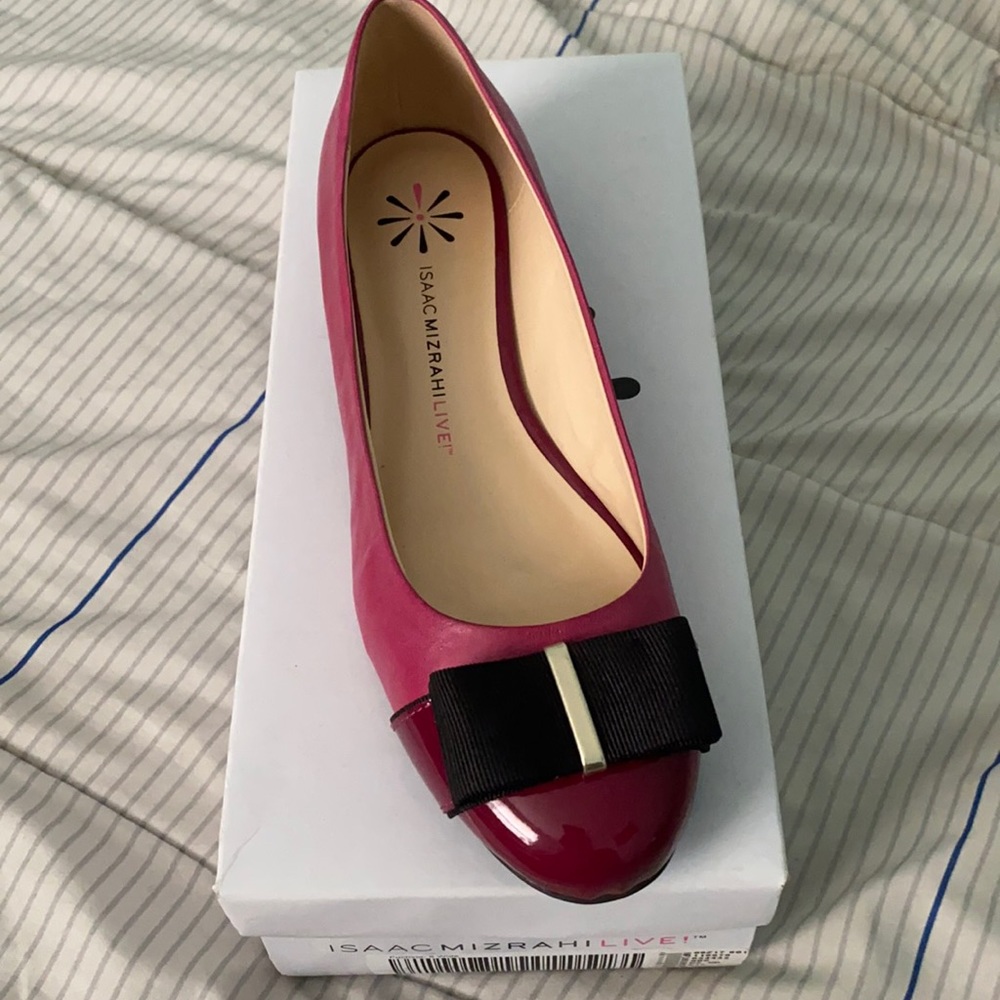Isaac Mizrahi Live! Flats